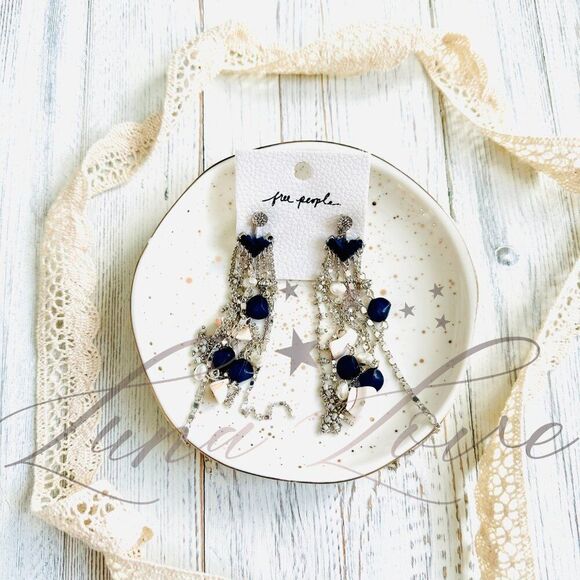 FREE PEOPLE Cruise Dangle Earrings In Blue & SIlver NWT - Picture 4 of 7